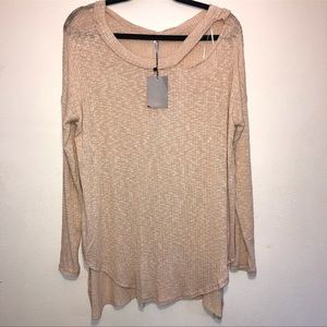 SAGE NWT Rib Knit Distressed Cold Shoulder High Low Top Large